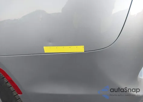 2018 Chrysler Pacifica Hybrid Touring Plus z USA, uszkodzony, nr VIN 2C4RC1H70JR332968